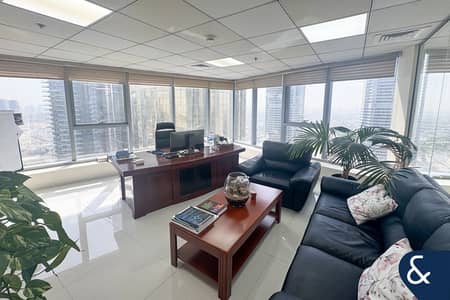 Office for Sale in Jumeirah Lake Towers (JLT), Dubai - Grade A Building | Vacant | Lake Views