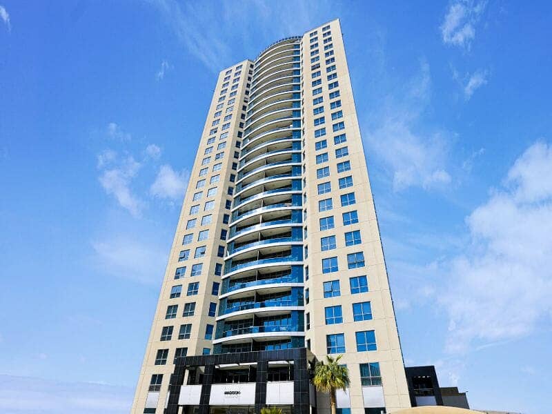 Huge Balcony | Vacant | Bright Unit Huge Balcony | Vacant | Bright Unit