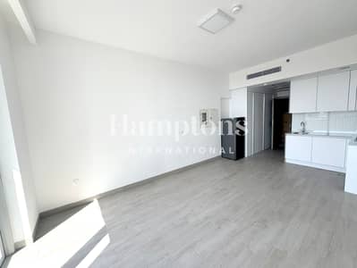 Studio for Rent in Jumeirah Village Circle (JVC), Dubai - Vacant Now | Mid Floor | Skyline View