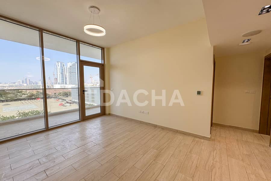 BRAND NEW | SPACIOUS | TOP FLOOR