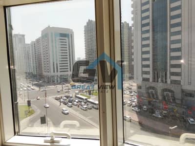 شقة 3 غرف نوم للايجار في الخالدية، أبوظبي - WhatsApp Image 2025-05-30 at 5.24. 50 PM. jpeg