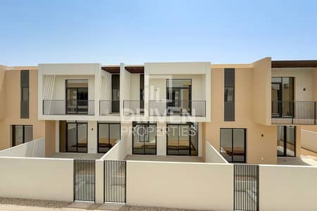 3 Bedroom Villa for Rent in Dubai South, Dubai - Chiller Free | Newly Built | Private Garden Access