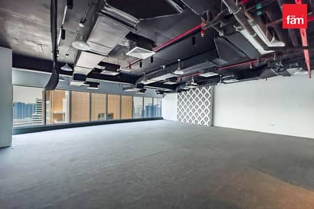 Office for Rent in Business Bay, Dubai - Vacant | Fitted Office | Amazing Canal View| Ready
