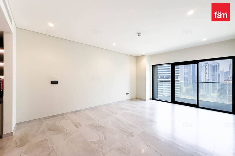 High Floor| Vacant | Burj Khalifa an Canal view High Floor| Vacant | Burj Khalifa an Canal view