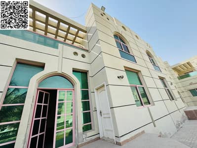 فیلا 4 غرف نوم للايجار في الجرف، عجمان - IMG-20250530-WA0062. jpg