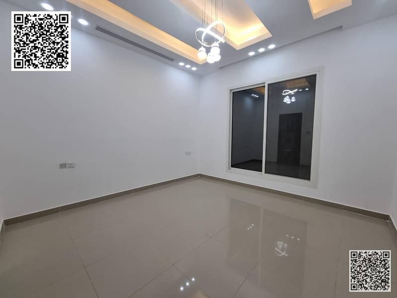 16 659dd15b-3267-40f7-abf9-85c5d8a46ef2. jpg