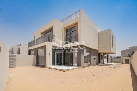 4 Bedroom Townhouse for Rent in Dubai South, Dubai - Spacious 4BR+Maid+Study |Fitted Kitchen |Huge Plot