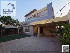 فيلا للايجار في الروضه2, جاهزه للسكن من مياه, كهرباء, مكيفات, تشطيبات رائعه, تصميم عصري وفخامه, بسعر مغري جداا, علي الشارع الرئيسي, بجانب جميع الخدمات