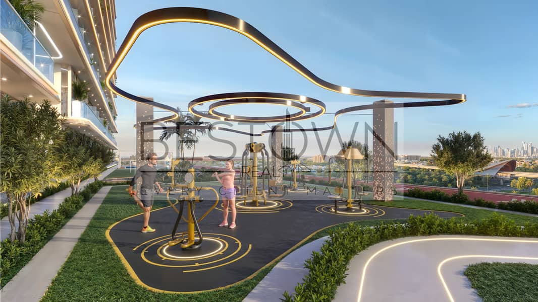 17 Outdoor Gym. jpg