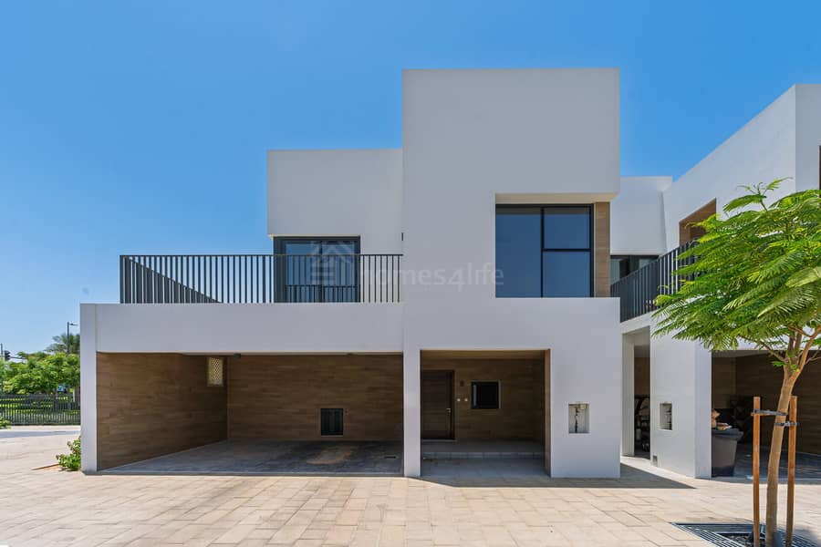 Bliss | Brand New | Single Row | Corner Unit Bliss | Brand New | Single Row | Corner Unit