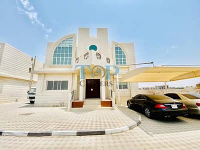 5 Bedroom Villa for Rent in Al Marakhaniya, Al Ain - 5Br Duplex Villa | Must View | Perfect Location
