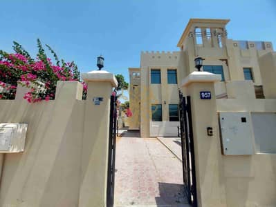فیلا 5 غرف نوم للايجار في شرقان، الشارقة - 20250531_131856. jpg