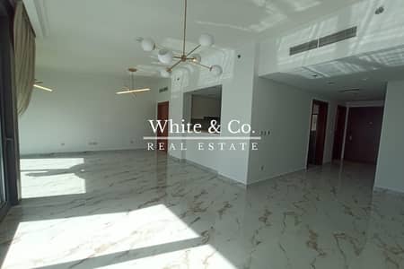 3 Bedroom Apartment for Rent in Downtown Dubai, Dubai - High Floor | Upgraded Unit | Maids Room