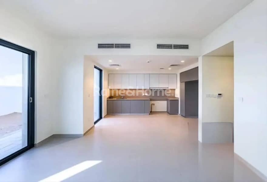 3 BR + Maid Villa I Single Row I Near Pool-Park 3 BR + Maid Villa I Single Row I Near Pool-Park