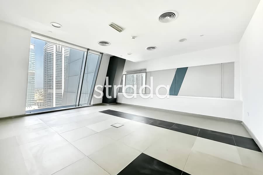 Fully Furnished | High Floor | Vacant