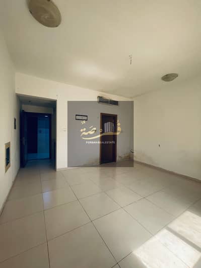 For annual rent, Al Nuaimiya 2 Studio with separate kitchen Price: 16 Payments: 4 or 6 Deposit: Non-cashable check