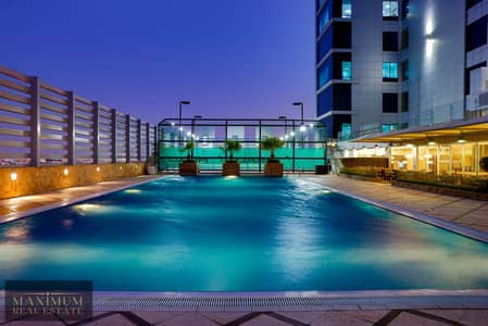2 Cпальни Апартаменты в аренду в Аль Суфух, Дубай - Swimming Pool_Night. jpg