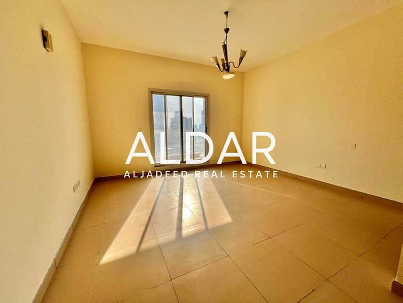 Prime Location | Canal View | Chiller Free Prime Location | Canal View | Chiller Free