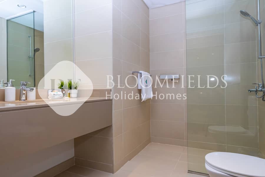 8 Washroom. jpg