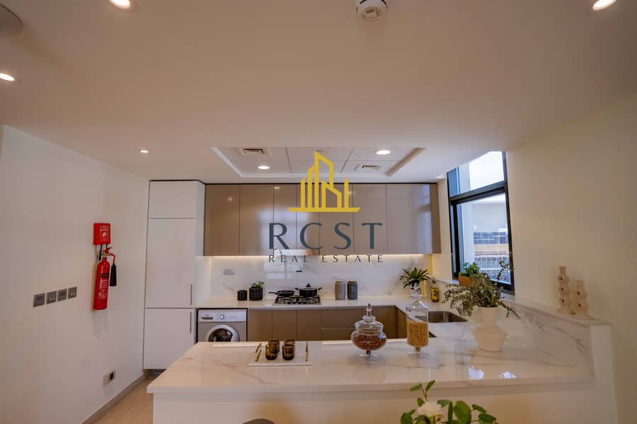 40 Riviera handover-23. jpg