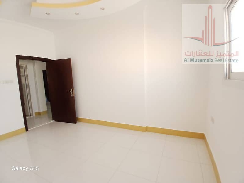 4 0ce53eba-31bd-4321-808d-7381811b2437. jpg