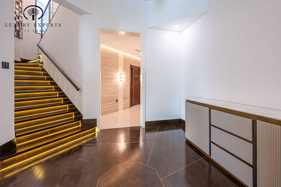 6 5BR Rotunda Villa 14. jpg
