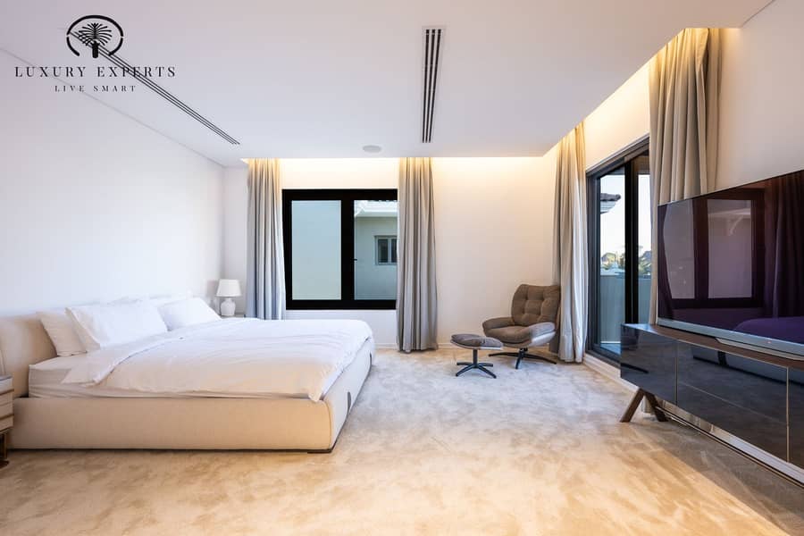 17 5BR Rotunda Villa 13. jpg