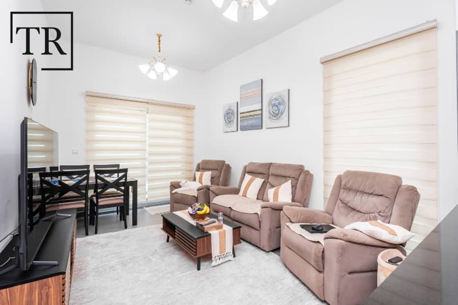 Pool View | Semi-furnished | Spacious | Exquisite Pool View | Semi-furnished | Spacious | Exquisite