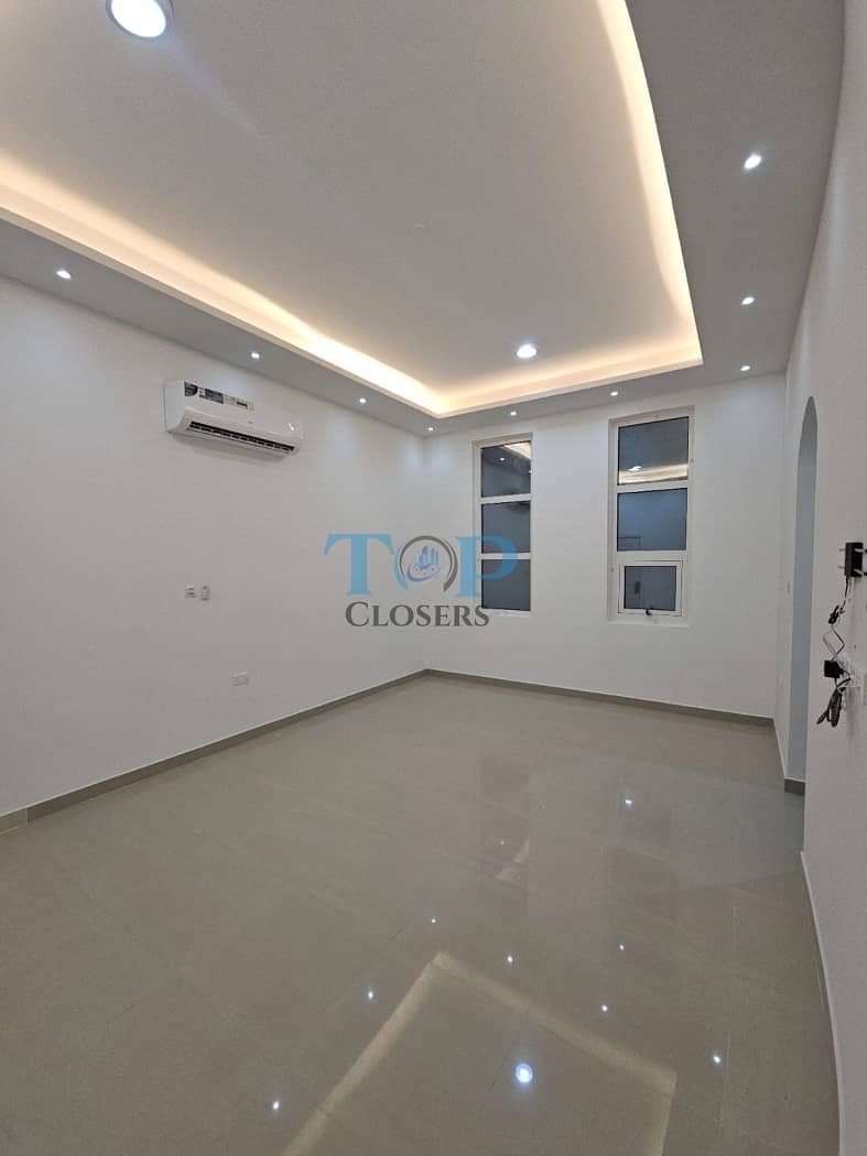 شقة في الفوعة 1 غرفة 32400 درهم - 11817379 شقة في الفوعة 1 غرفة 32400 درهم - 11817379