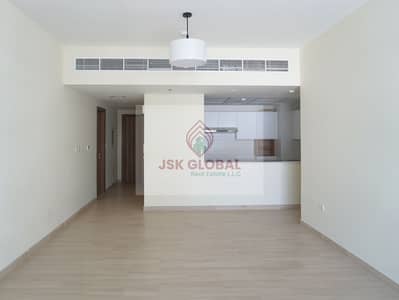 Read to Move| DLD Waiver | Luxury Building
