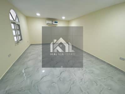 Bright Studio Privet entrance/ Apartment for Rent  Great Location! in Shakhbout City / 30,000 Year .