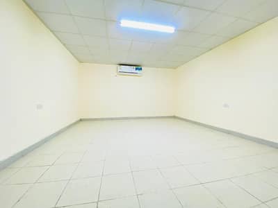 سكن عمال  للايجار في مصفح، أبوظبي - WhatsApp Image 2023-01-23 at 12.24. 21 PM. jpeg