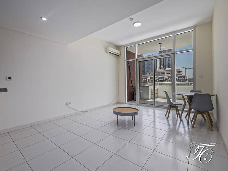 位于朱美拉环形村(JVC),JVC第13区,卡帕多奇亚住宅楼 1 卧室的公寓 65000 AED - 11818578 位于朱美拉环形村(JVC),JVC第13区,卡帕多奇亚住宅楼 1 卧室的公寓 65000 AED - 11818578