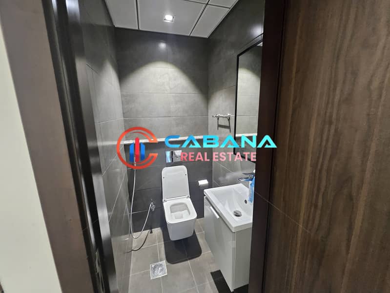 7 Bathroom 2. jpeg