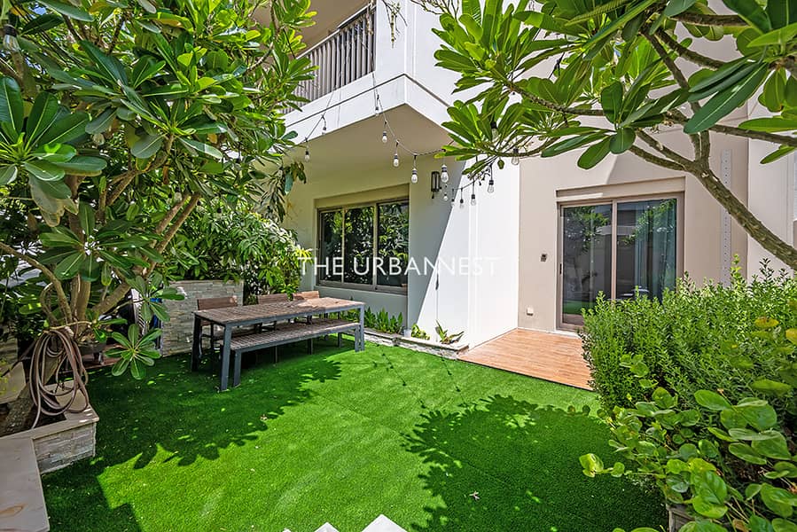 Modern and Spacious 3-Bed | Vacant | Greenbelt Modern and Spacious 3-Bed | Vacant | Greenbelt