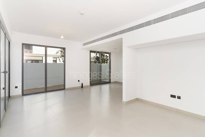 4 BEDROOM + MAID | WELL MAINTAINED | AVAILABLE 4 BEDROOM + MAID | WELL MAINTAINED | AVAILABLE