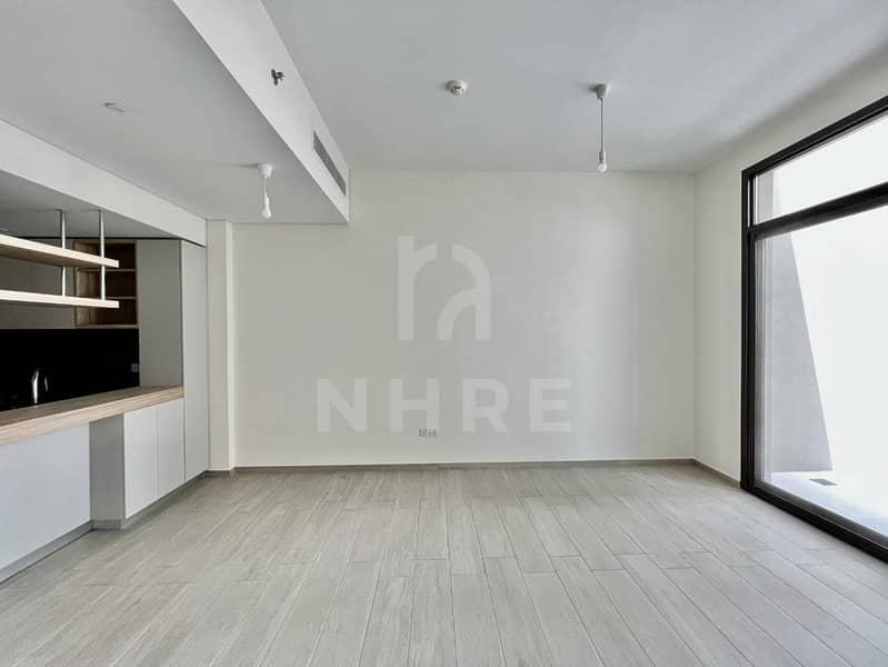 Bright Apartment | Cozy Layout | Miele Kitchen Bright Apartment | Cozy Layout | Miele Kitchen