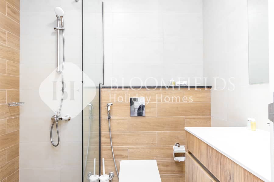 12 8 Bathroom. jpg