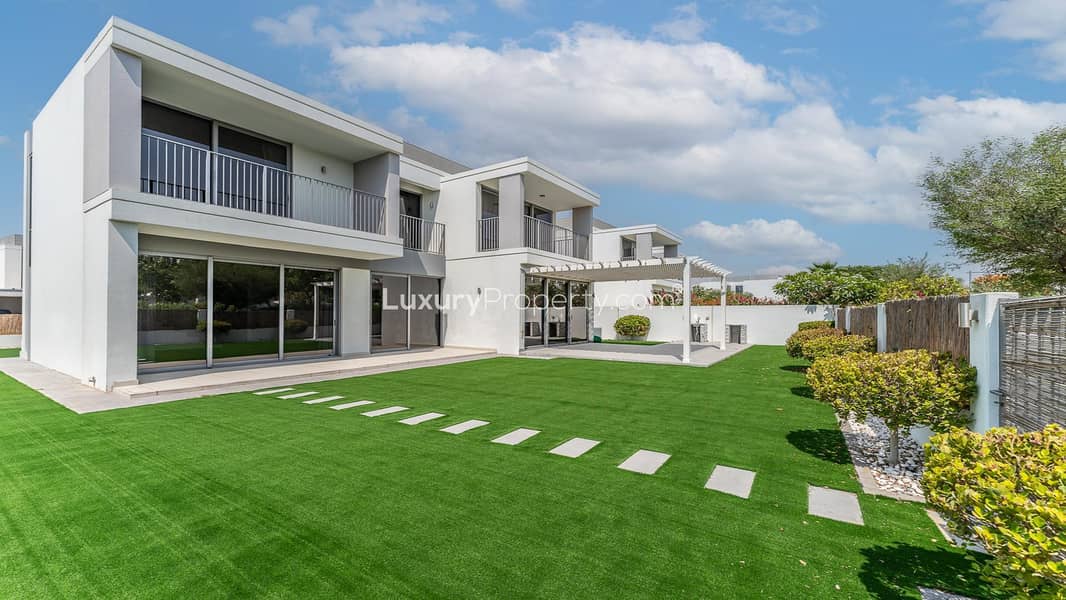 位于迪拜山庄,西德拉别墅,西德拉3区 5 卧室的别墅 649000 AED - 11819823 位于迪拜山庄,西德拉别墅,西德拉3区 5 卧室的别墅 649000 AED - 11819823
