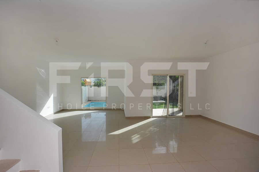 8 Internal Photo of 5 Bedroom Villa in Al Reef Villas (15). jpg