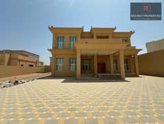 فیلا في الظيت الجنوبي،الظيت 5 غرف 110000 درهم - 11820757