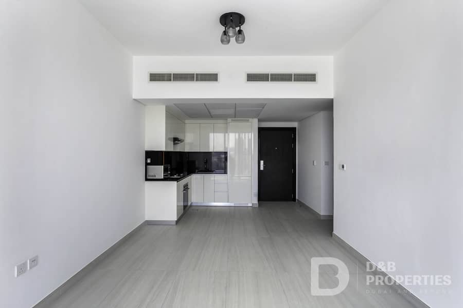 FITTED KITCHEN | PET FRIENDLY | LAUNDRY |TOP FLOOR FITTED KITCHEN | PET FRIENDLY | LAUNDRY |TOP FLOOR