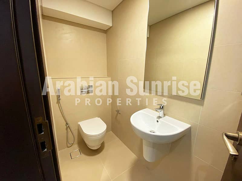 7 Cordoba-3BR-Th011-bathroom1-New. jpg