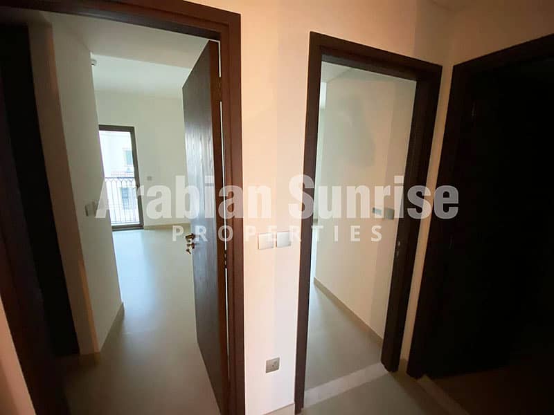9 Cordoba-3BR-Th011-Corridor-New. jpg