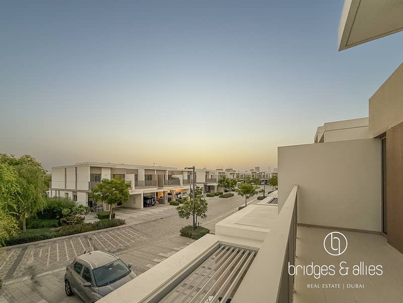位于蒂拉尔阿尔加夫综合社区,伊兰住宅区 4 卧室的别墅 235000 AED - 11821295 位于蒂拉尔阿尔加夫综合社区,伊兰住宅区 4 卧室的别墅 235000 AED - 11821295