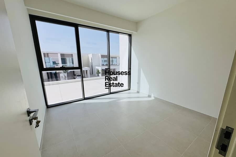 位于山谷小区,娜拉联排别墅 3 卧室的联排别墅 160000 AED - 11821306 位于山谷小区,娜拉联排别墅 3 卧室的联排别墅 160000 AED - 11821306