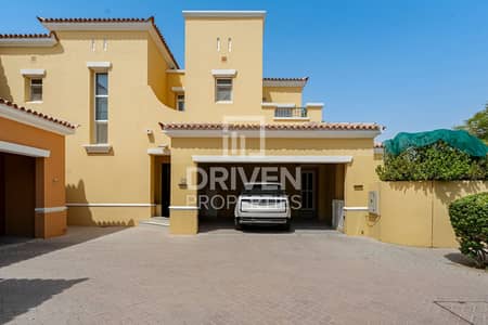 3 Bedroom Villa for Sale in Arabian Ranches, Dubai - Exquisite Renovated Villa | Private Pool | Palmera