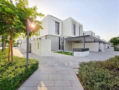 Corner Villa Brand  New Green Landscaped