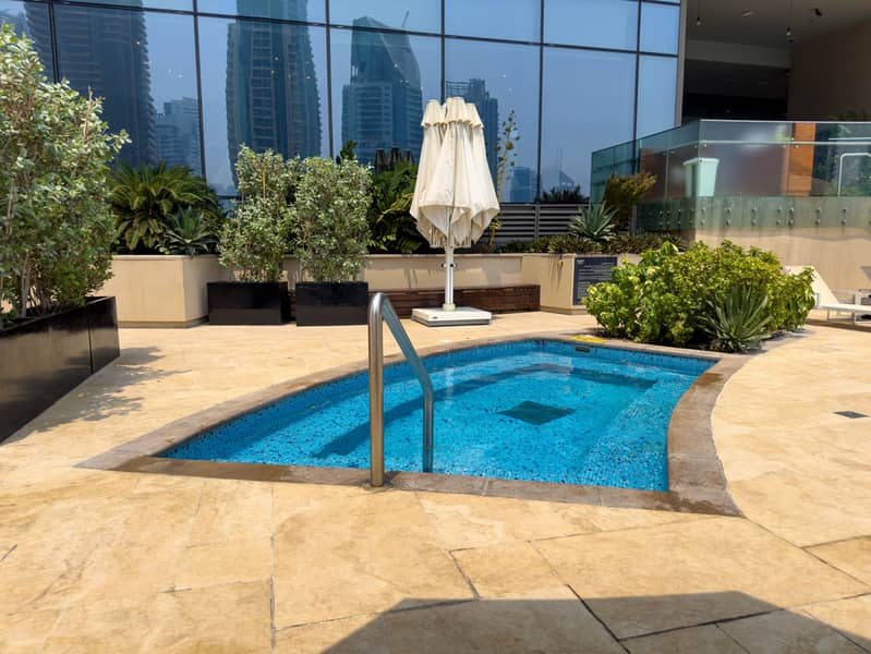 34 Marina gate 3107-12. jpg