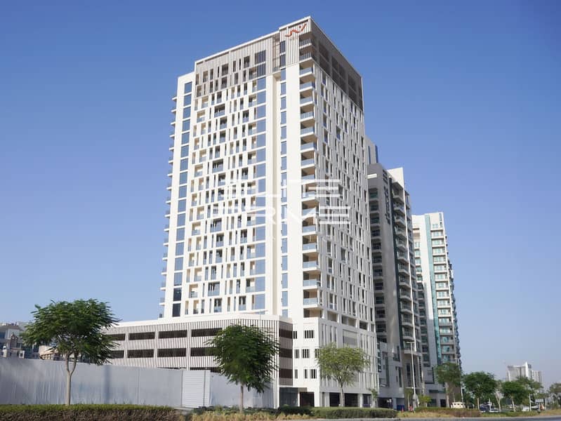 6 Canal Bay Building Cover. png